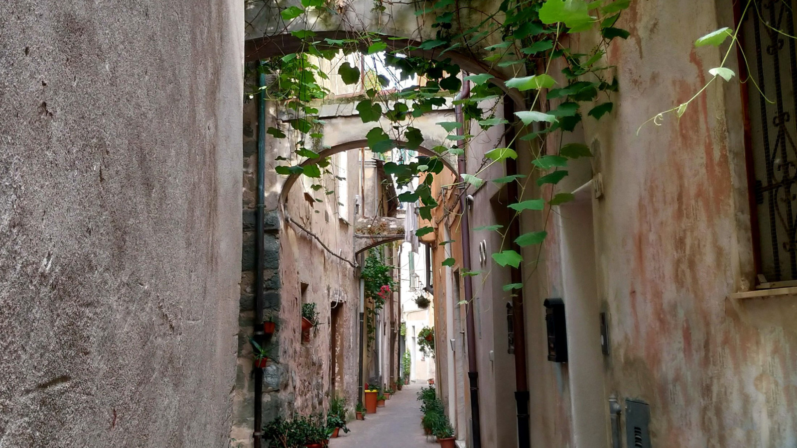 Most beautiful villages in Italy | Liguria - Noli